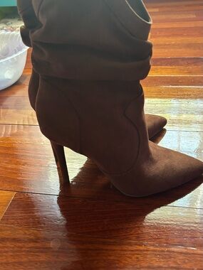 Jessica Simpson Brown Suede Pointed-Toe Stiletto Boot